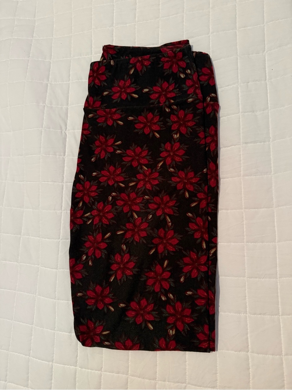 LuLaRoe Black Leggings with Red Floral Print